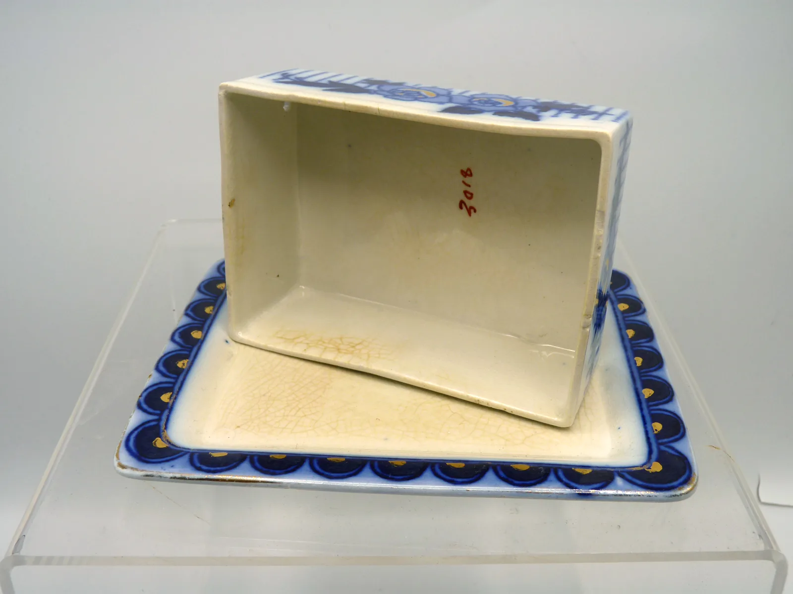 Small Butter Dish Flow Blue and Gold- Burgess & Leigh - Image 3