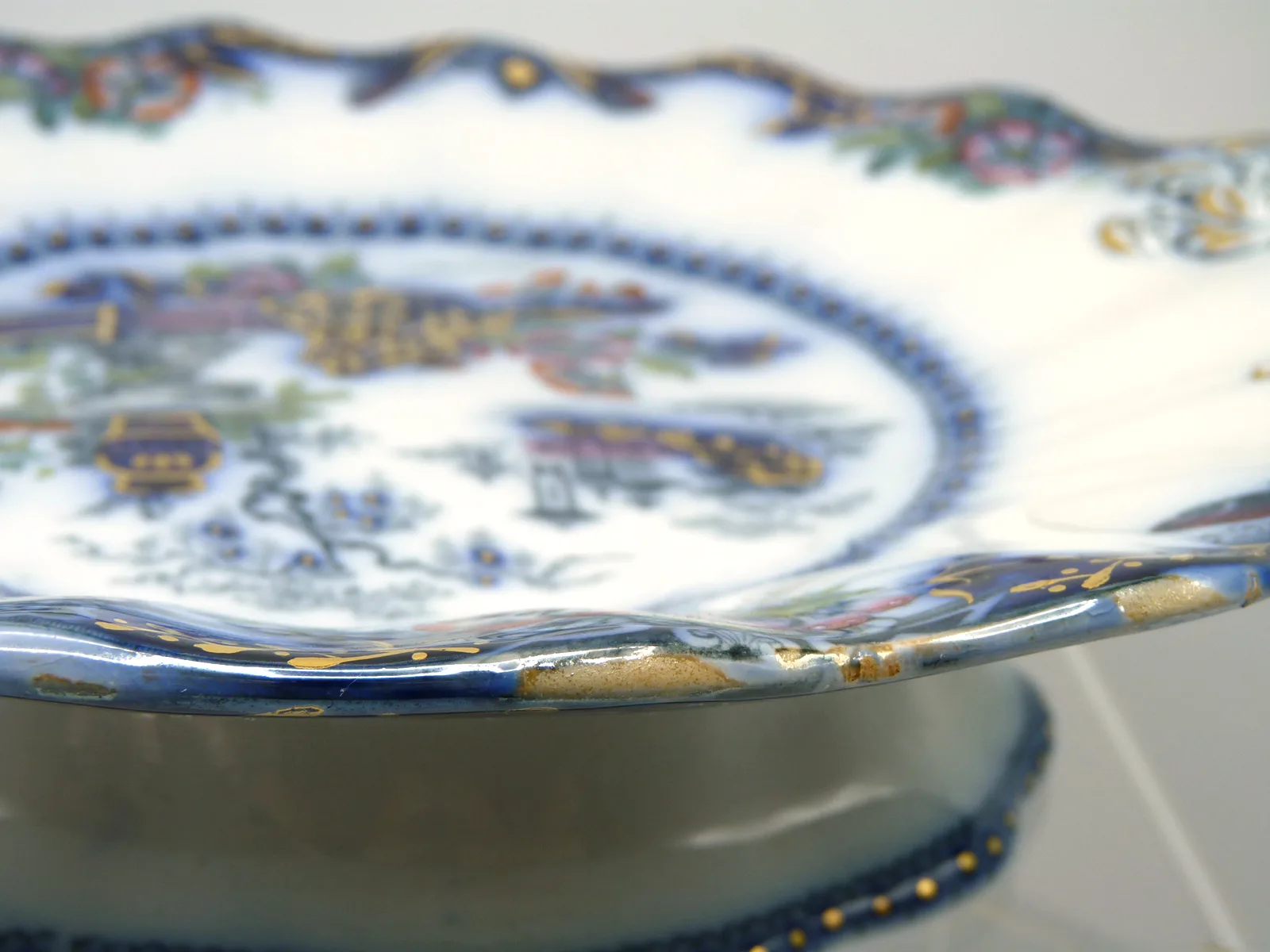 Flow Blue Polychrome Chinoserie Low Pedestal Compote - Image 4