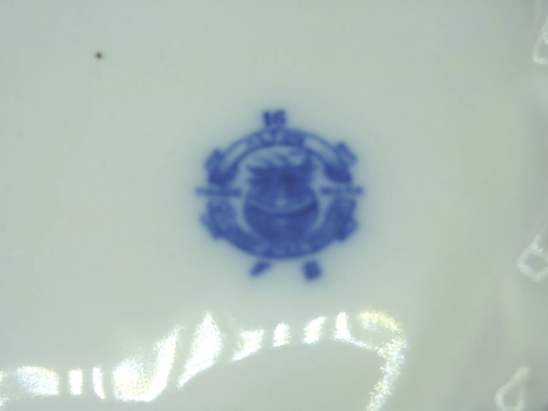 Flow Blue Vegetable Tureen - Alton - Image 4