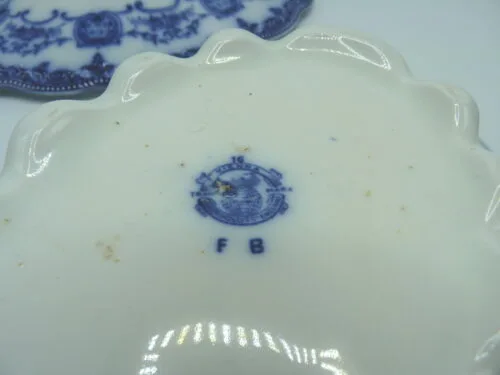 Flow Blue Vegetable Tureen - Vienna - Image 4