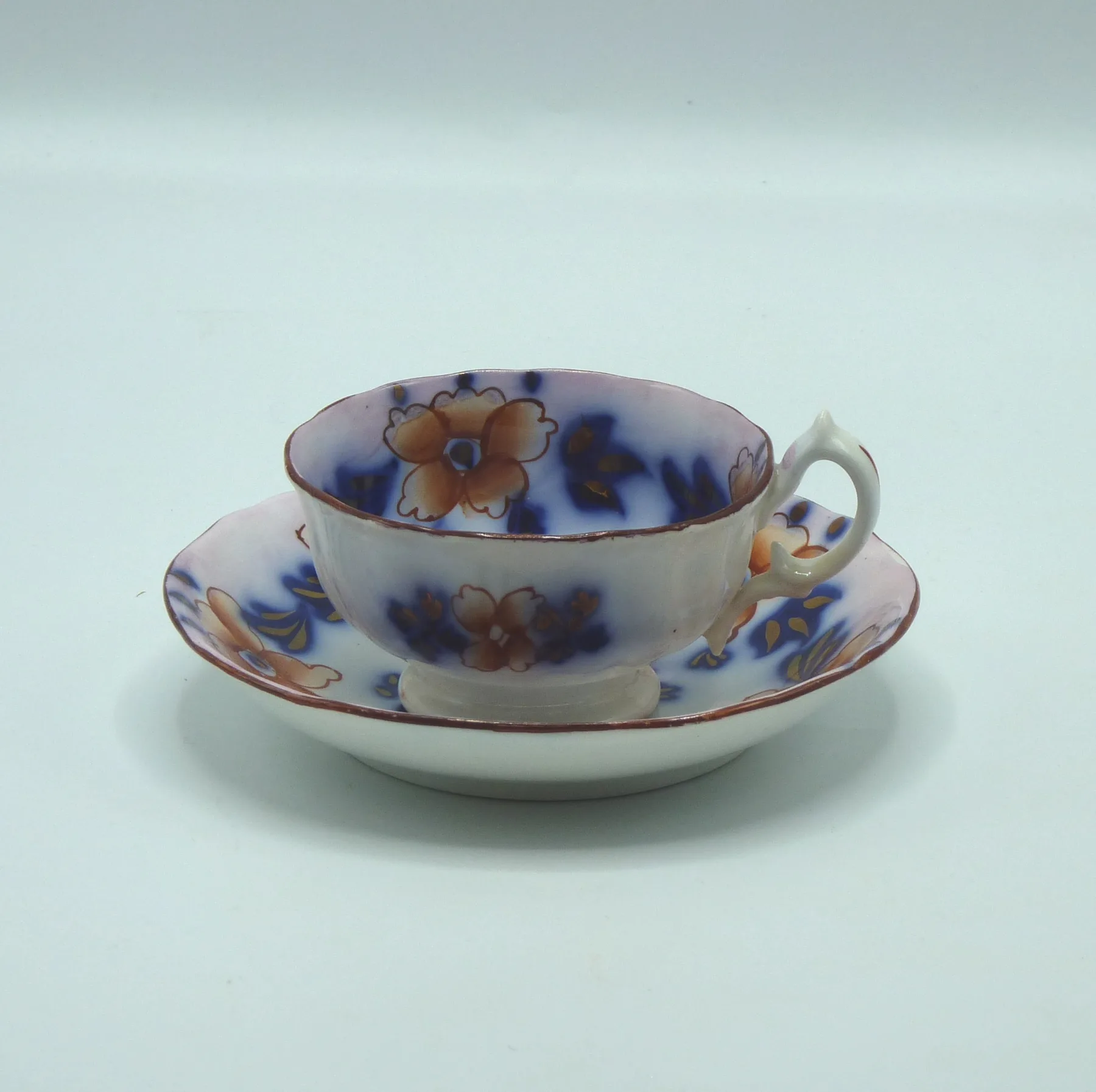 Flow Blue with Pink Lustre - Fondant - Image 2