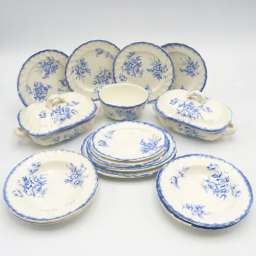 Childs Dinner Ware - Pembroke
