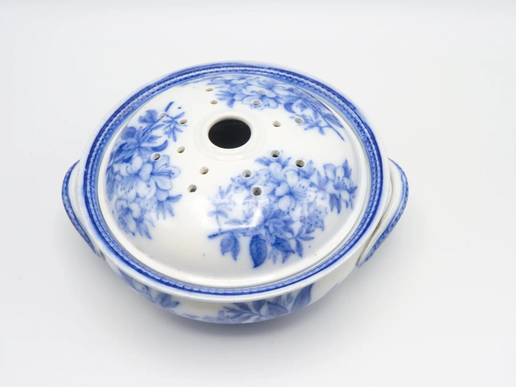 2 Piece Flow Blue Sponge Dish /Bowl  - Rare Item