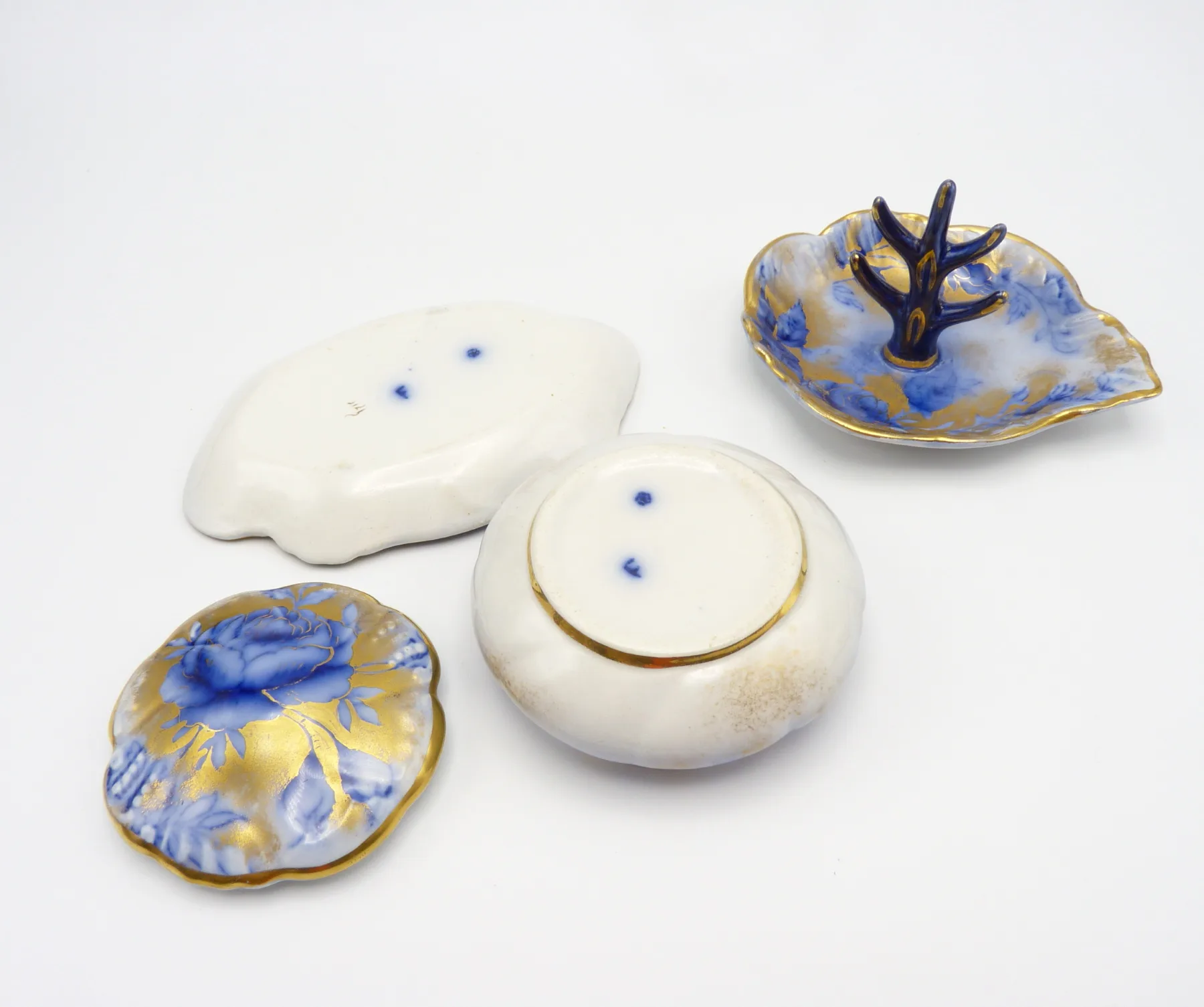 Flow Blue & Gold Keeling & Co. Dresser Items - Image 3