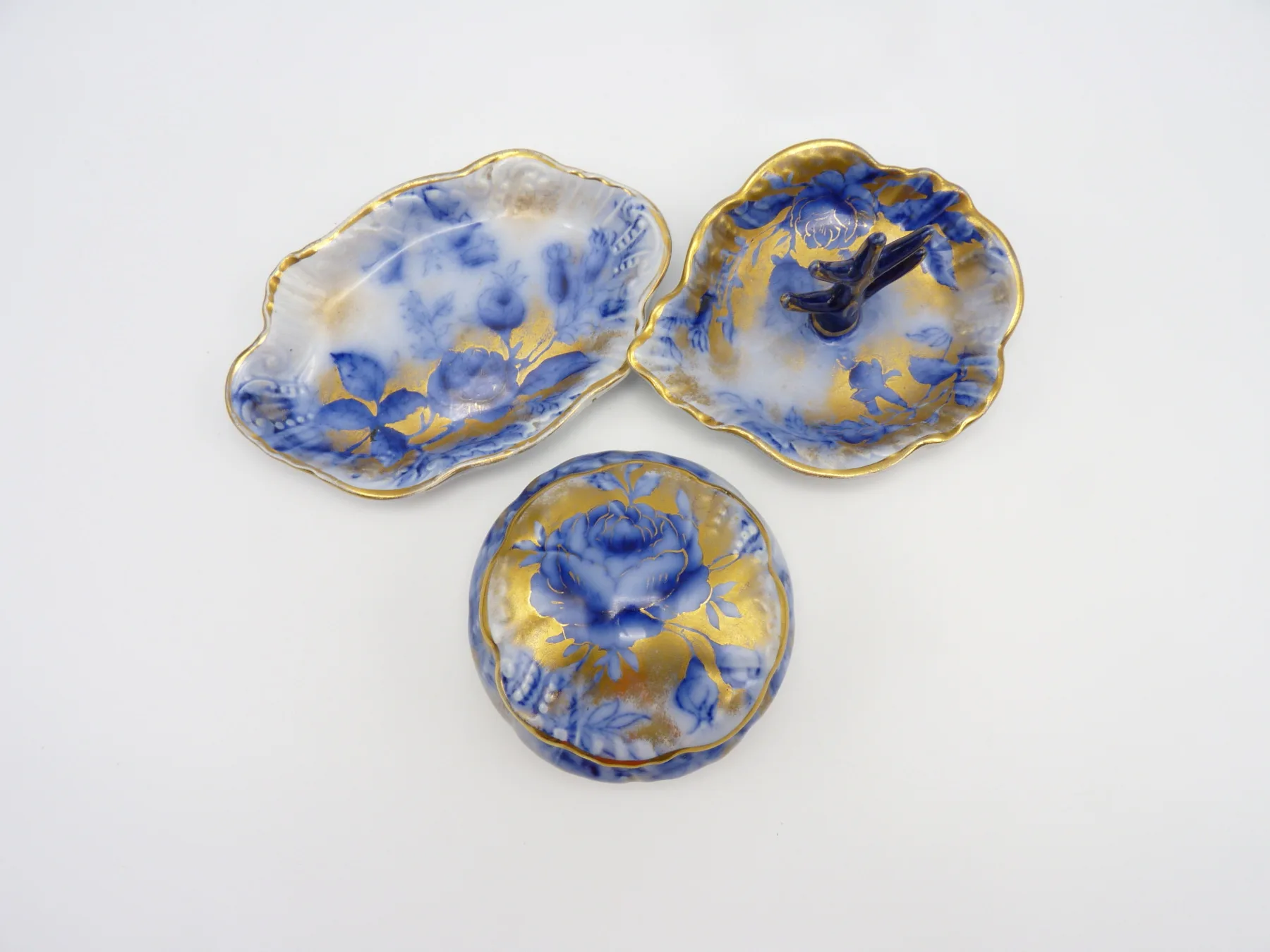 Flow Blue & Gold Keeling & Co. Dresser Items - Image 6