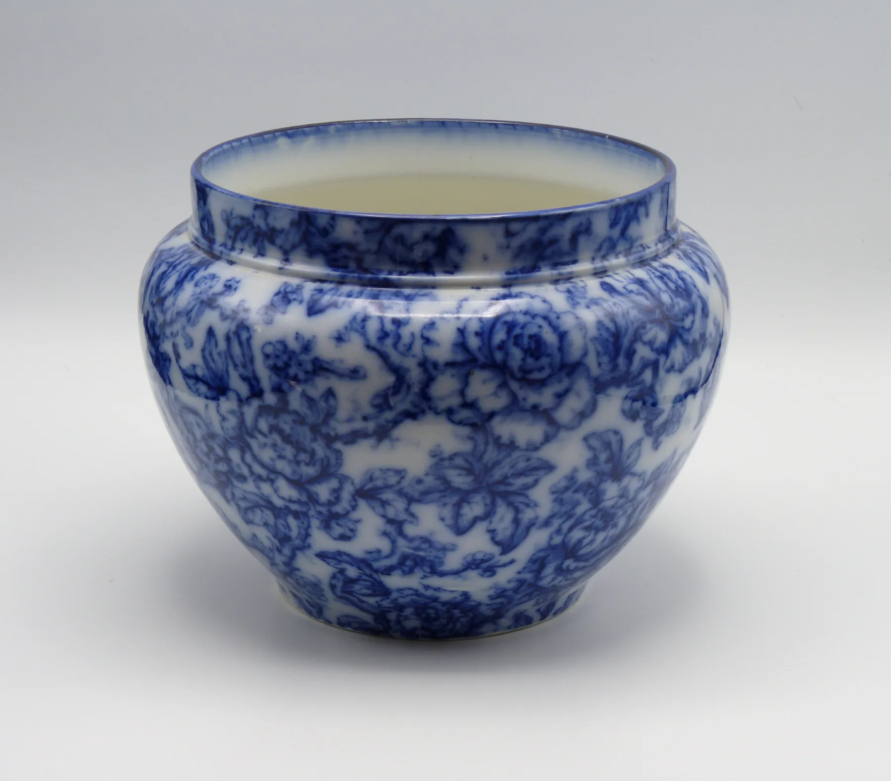 Flow Blue Cavendish Jardiniere
