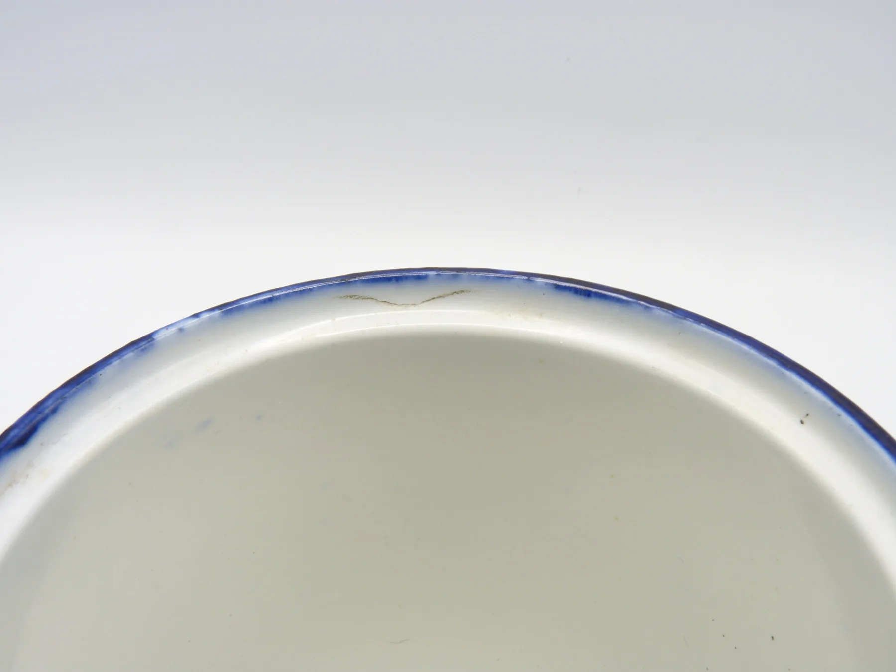 Flow Blue Cavendish Biscuit Barrel - Image 3