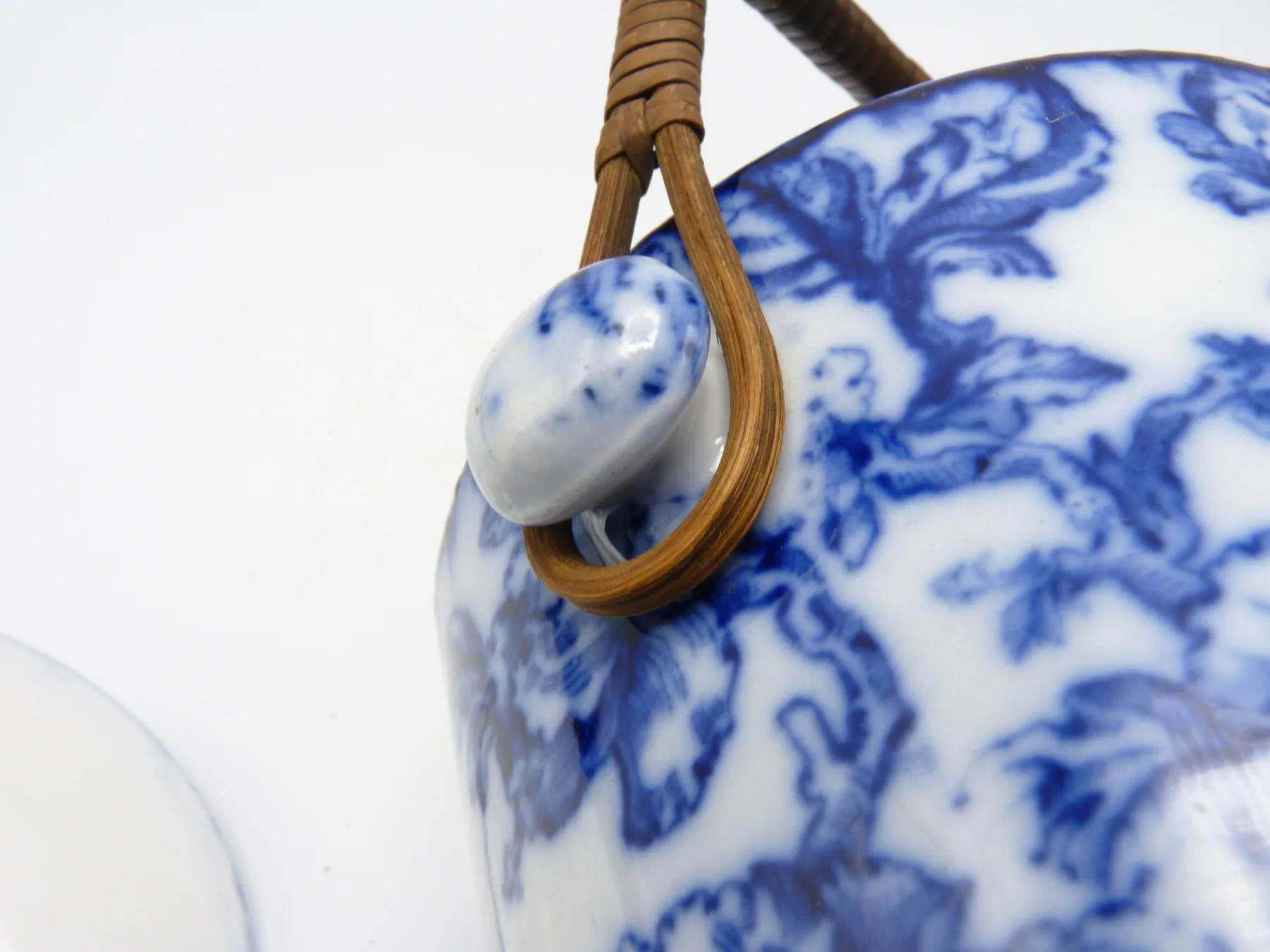 Flow Blue Cavendish Biscuit Barrel - Image 8