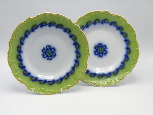 1 Flow Blue and Green Ground Plate (#9)