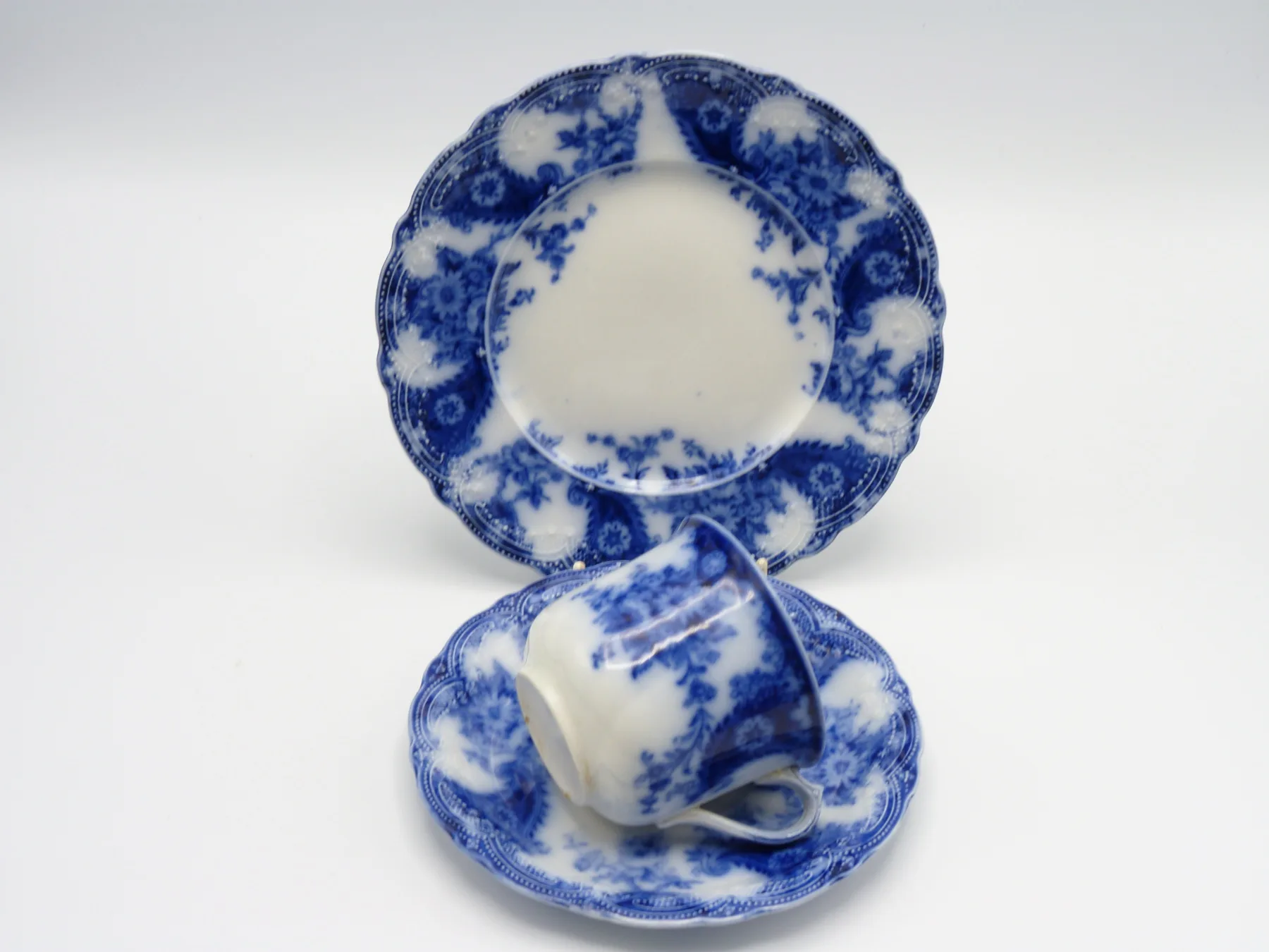 Flow Blue Trio "Lois" - Image 2