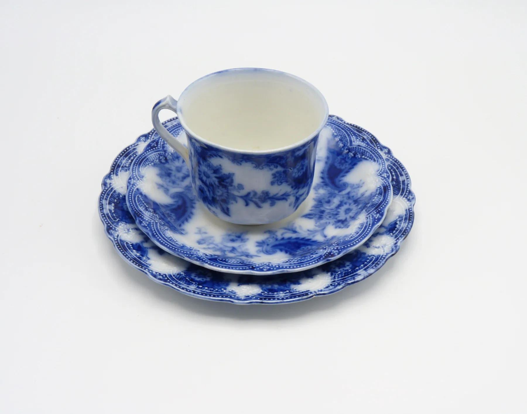 Flow Blue Trio "Lois" - Image 4