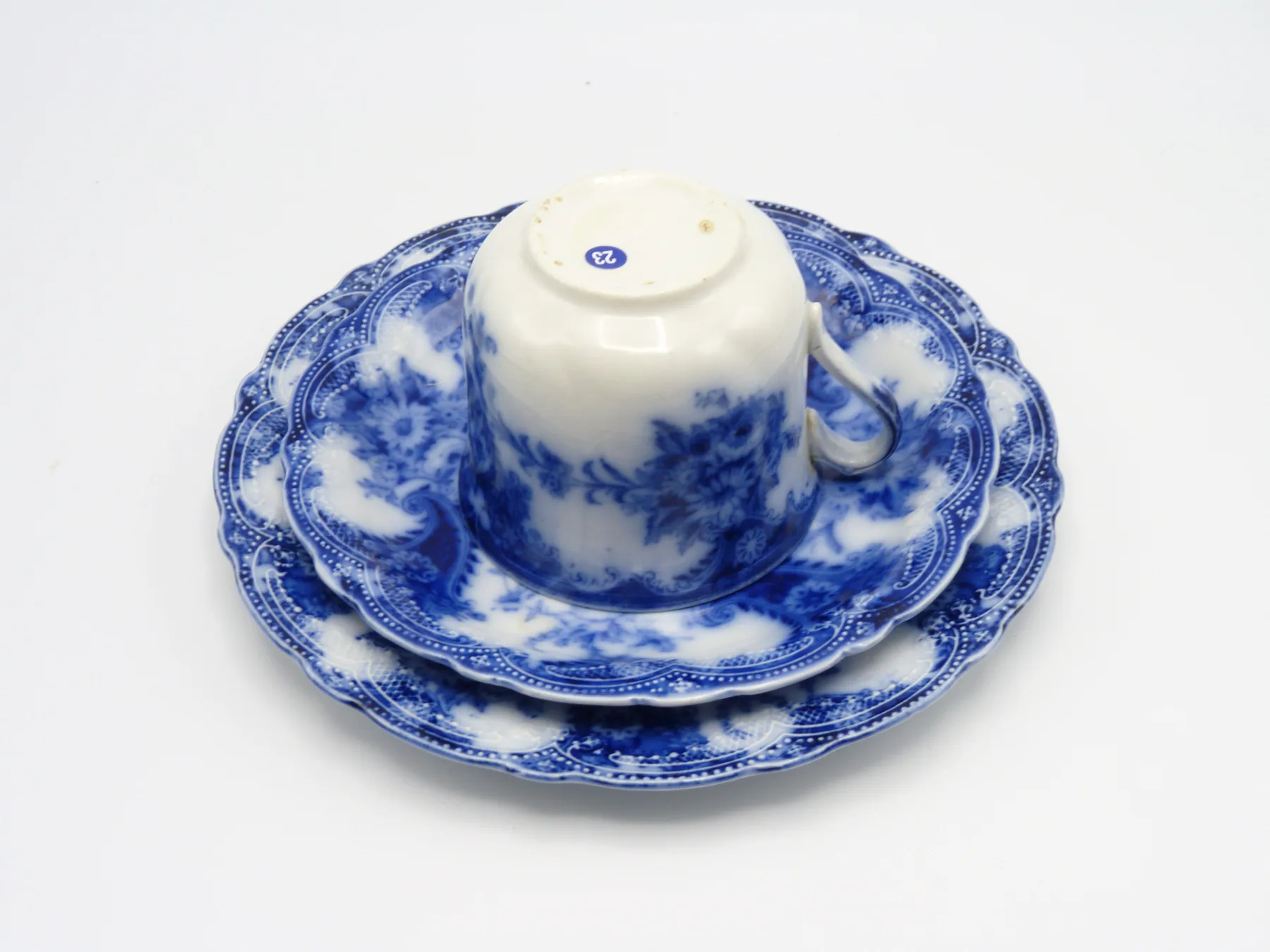Flow Blue Trio "Lois" - Image 4