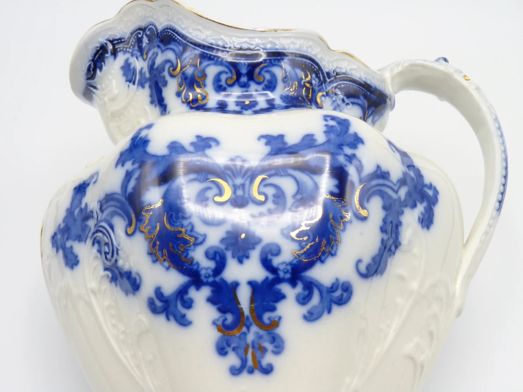Flow Blue 3 Graduating Georgia Jugs - Johnson Bros. - Image 4