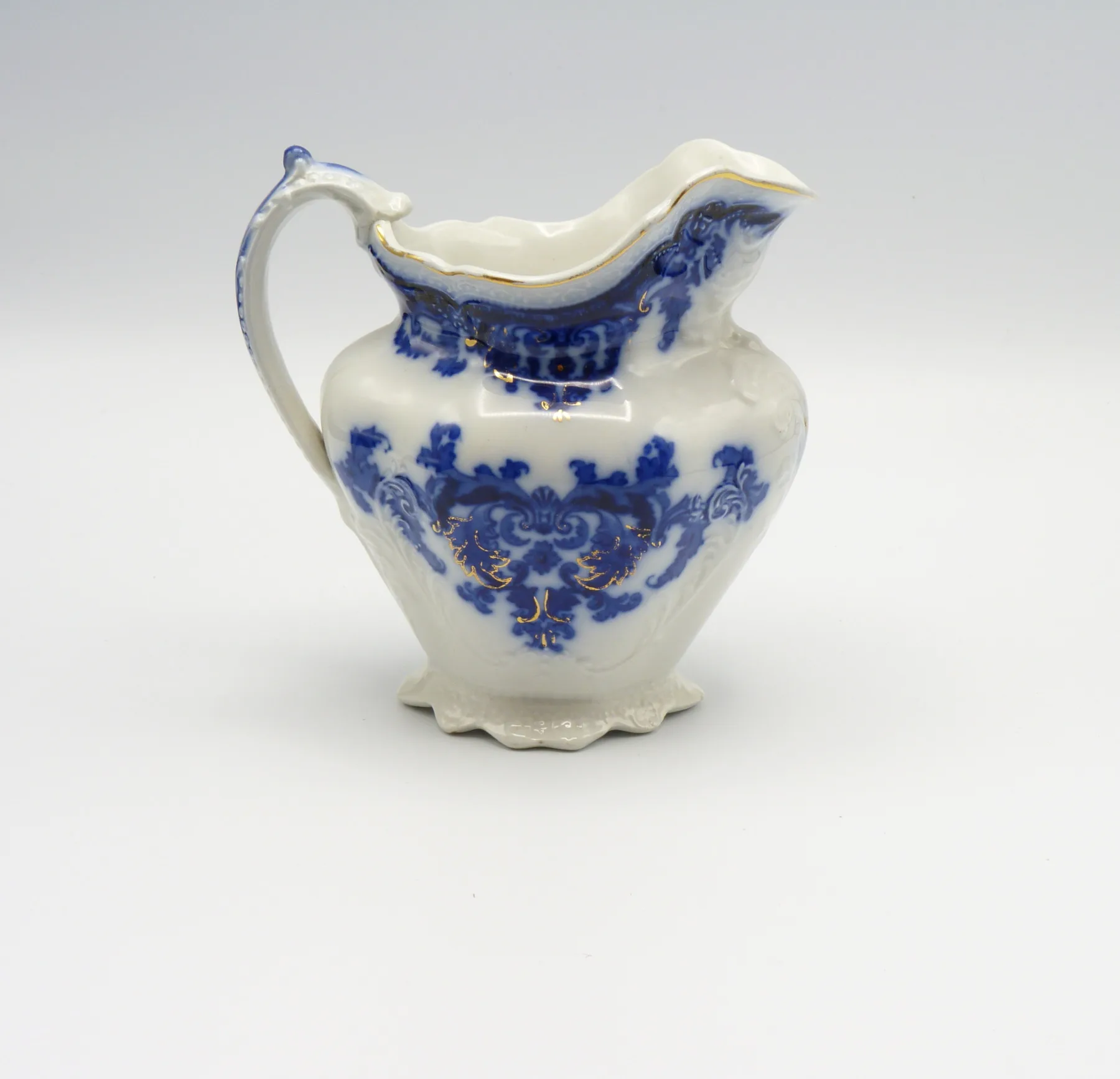 Flow Blue 3 Graduating Georgia Jugs - Johnson Bros. - Image 11