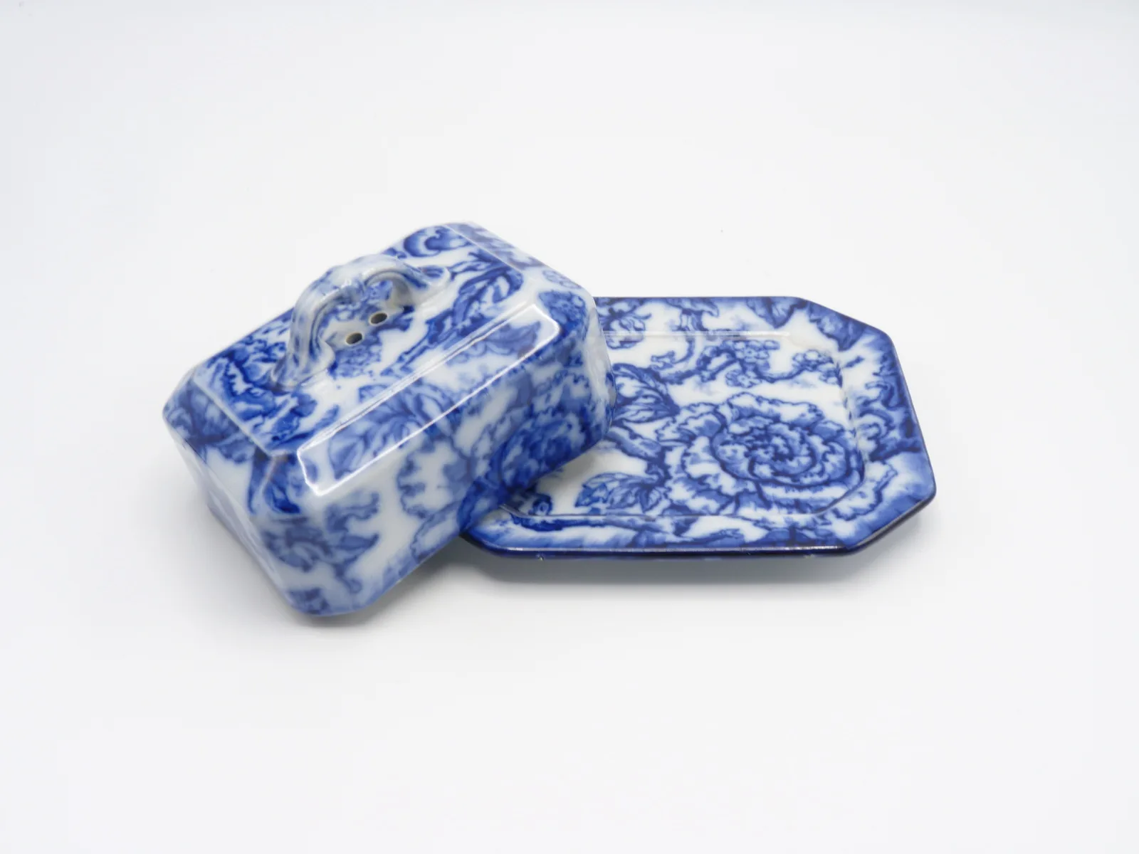 Flow Blue "Cavendish" Butter Dish - Image 3