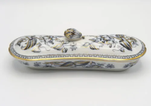 Mulberry Toothbrush/Razor Box
