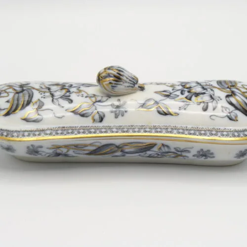 Mulberry Toothbrush/Razor Box