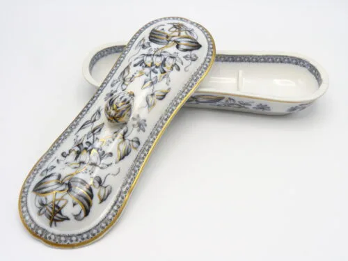 Mulberry Toothbrush/Razor Box - Image 9