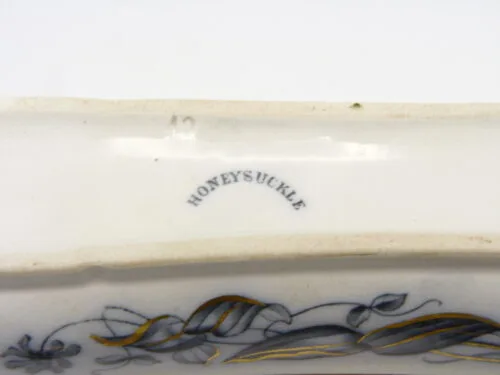 Mulberry Toothbrush/Razor Box - Image 3