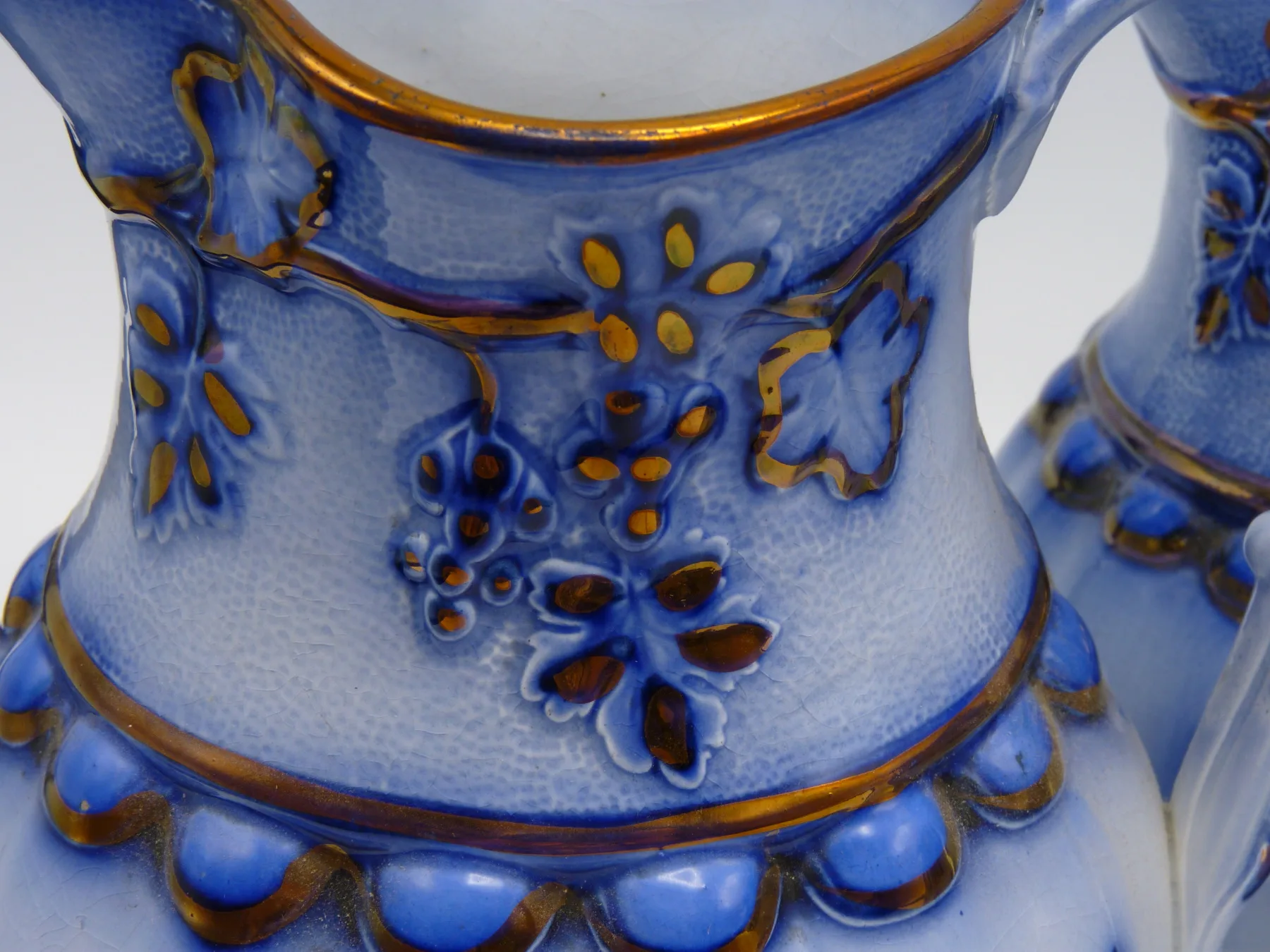 3 Graduating Flow Blue & Copper Lustre Relief Moulded Jugs - Image 4