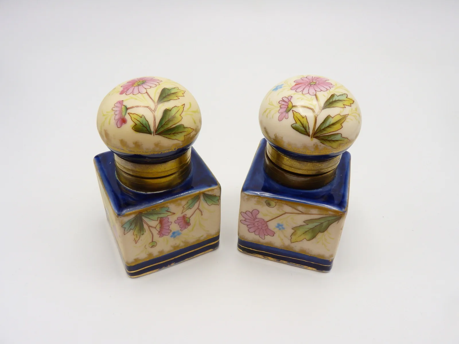 Pretty Desk Inkwell - Price for 1 - Image 9