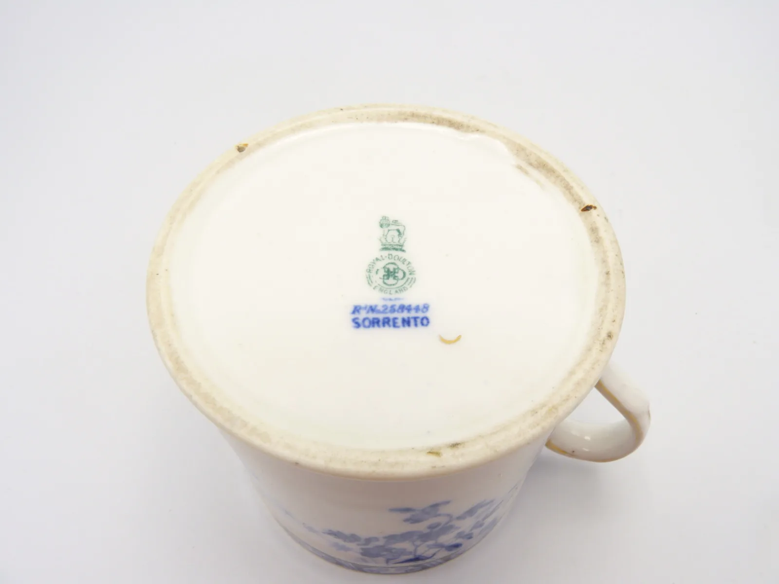 Royal Doulton Mug  Sorrento 3 Cherubs - Image 5