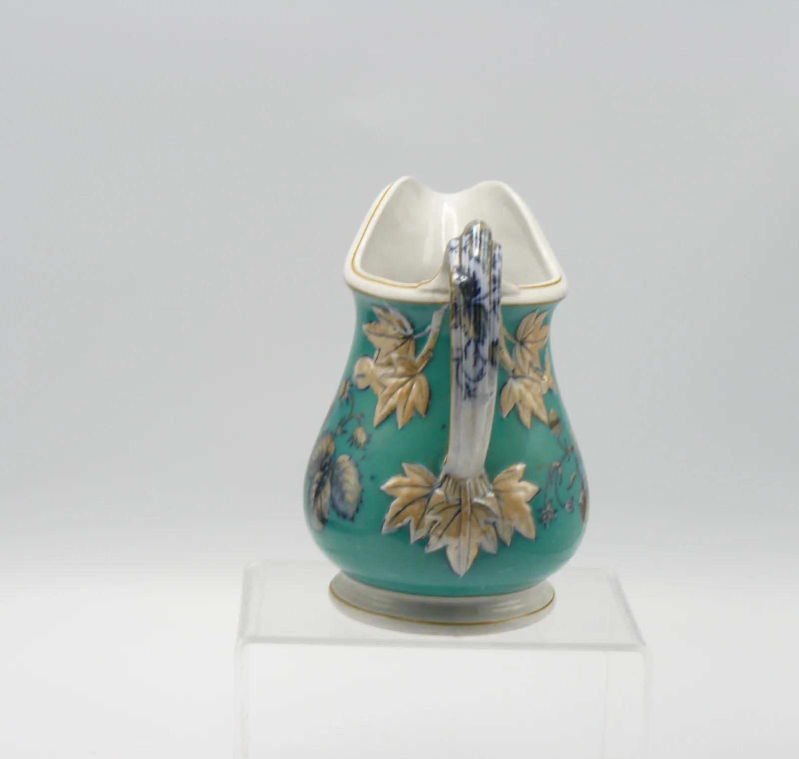 Green Ground Davenport Jug - Starwberry - Image 3