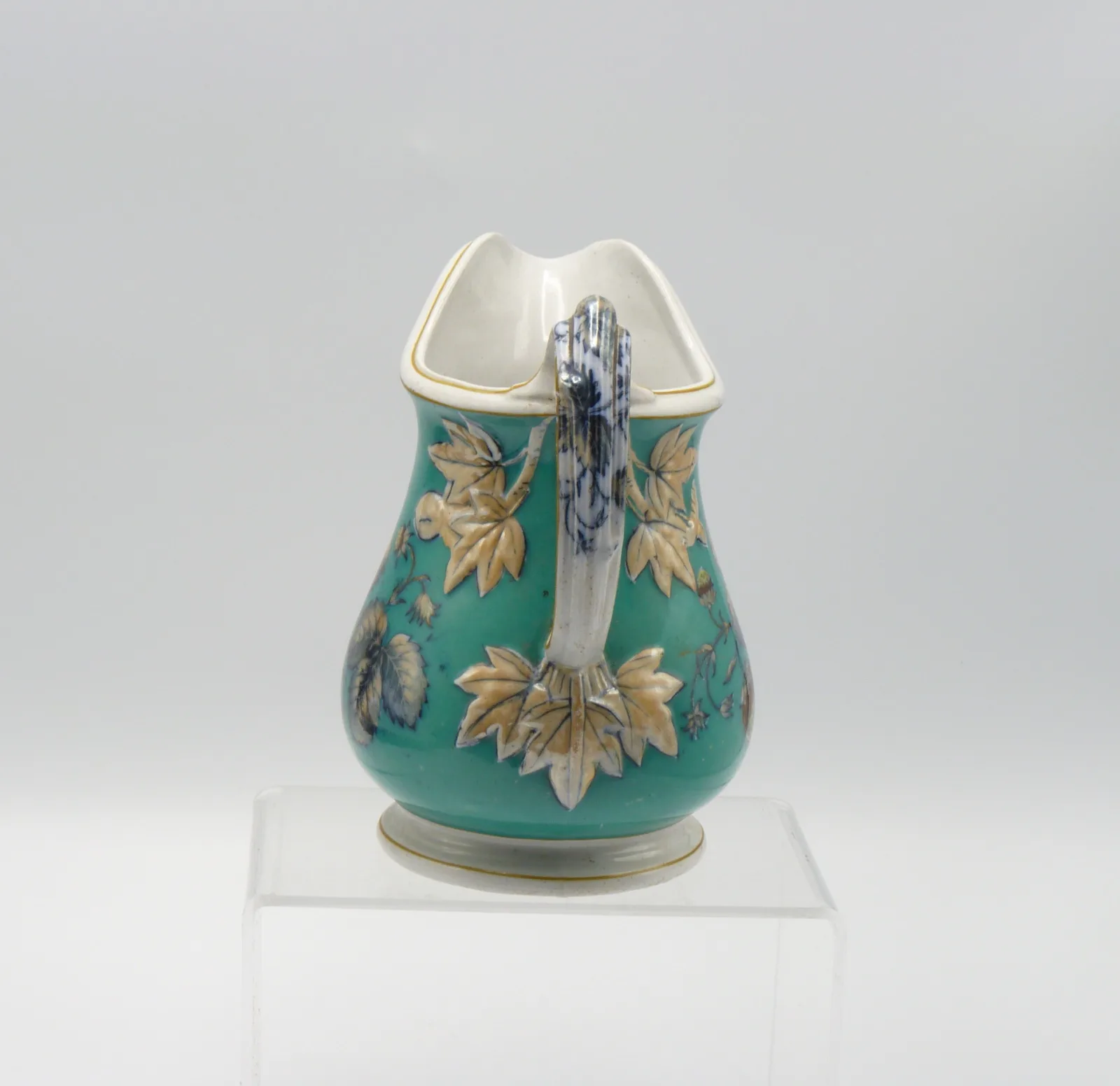 Green Ground Davenport Jug - Starwberry - Image 4