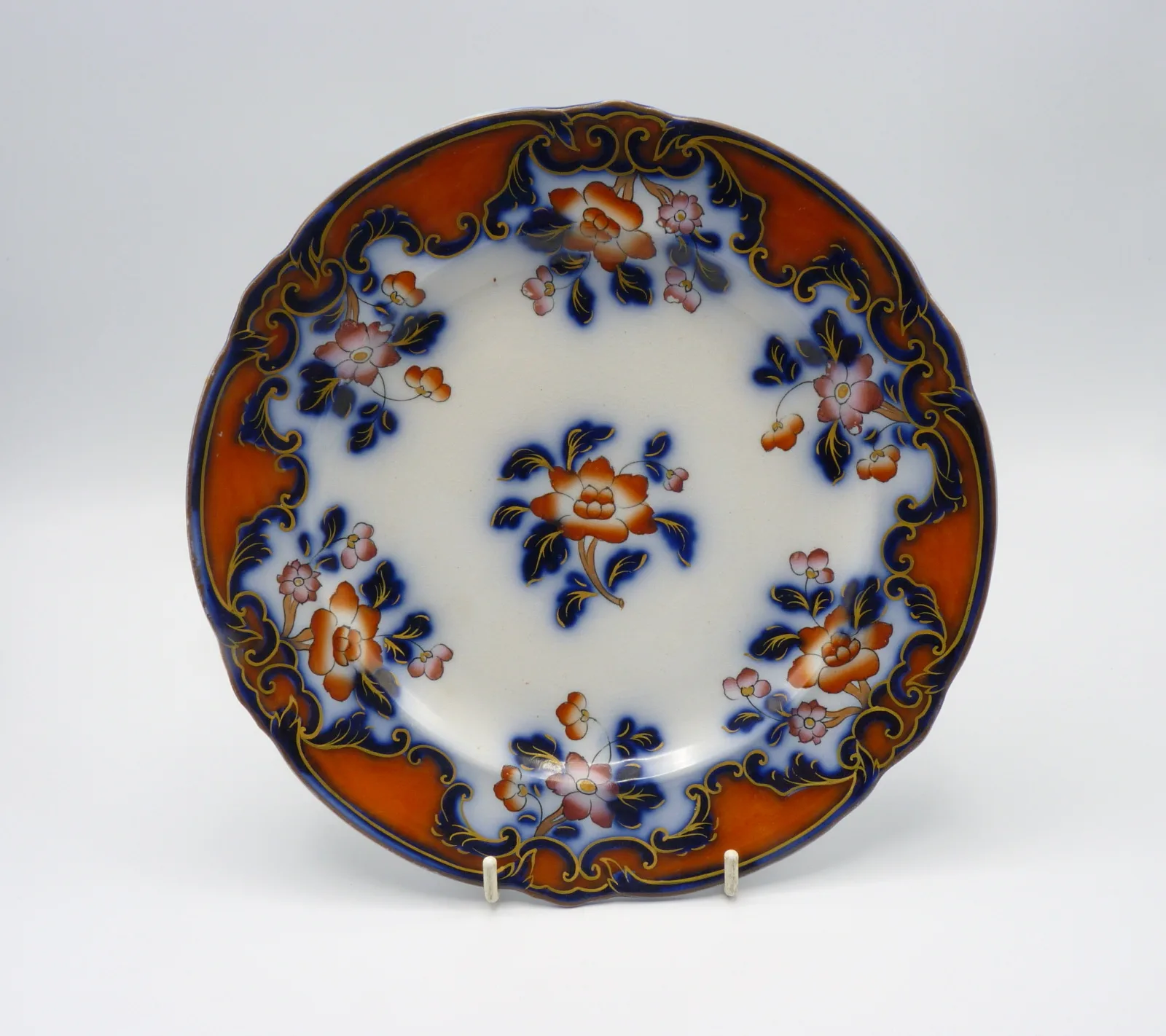 Red Ground Flow Blue Plate