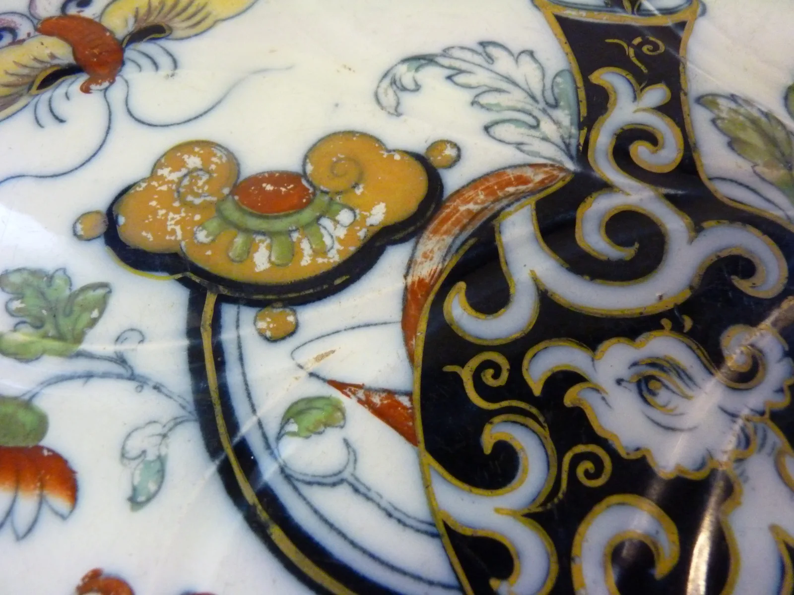 Polychrome "Noma" Well & Tree - Image 9