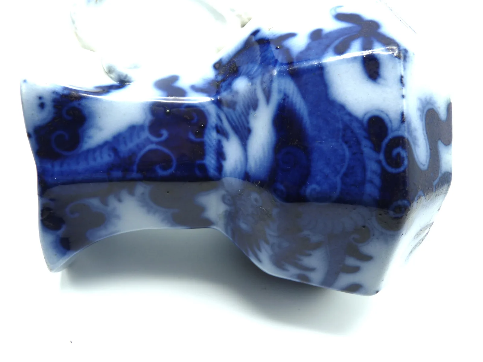 Flow Blue Hydra Jug – “Dragon and Pearl” Masons - Image 9