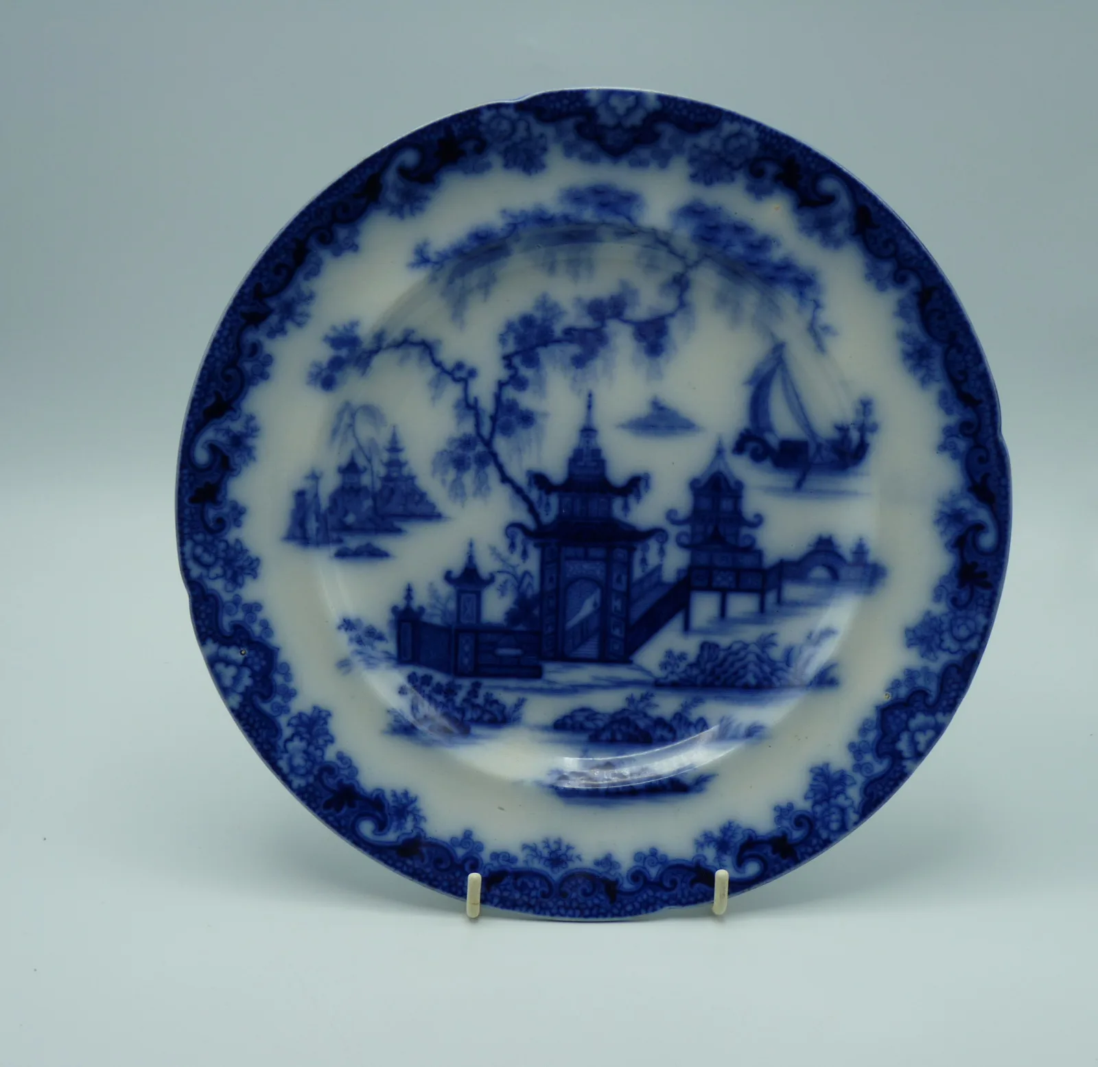 Flow Blue Large Whampoa Plate (B23) - Image 4