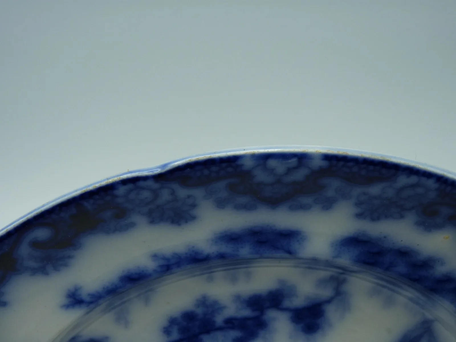 Flow Blue Large Whampoa Plate (B23) - Image 2