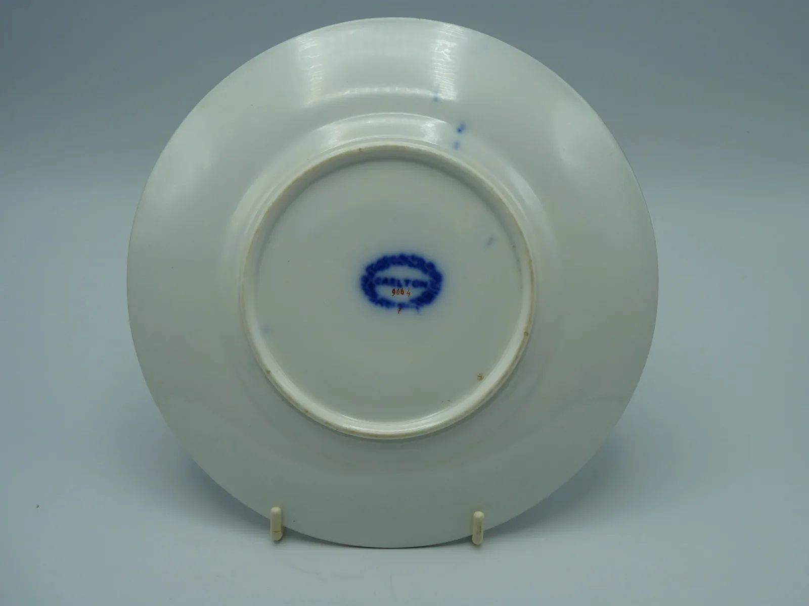 8 ¼ inch S. Alcock Flow Blue Plate with Red & Gold - Image 4