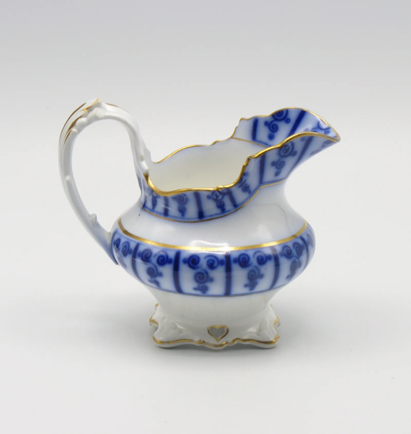 John Ridgway Flow Blue Creamer - Image 4