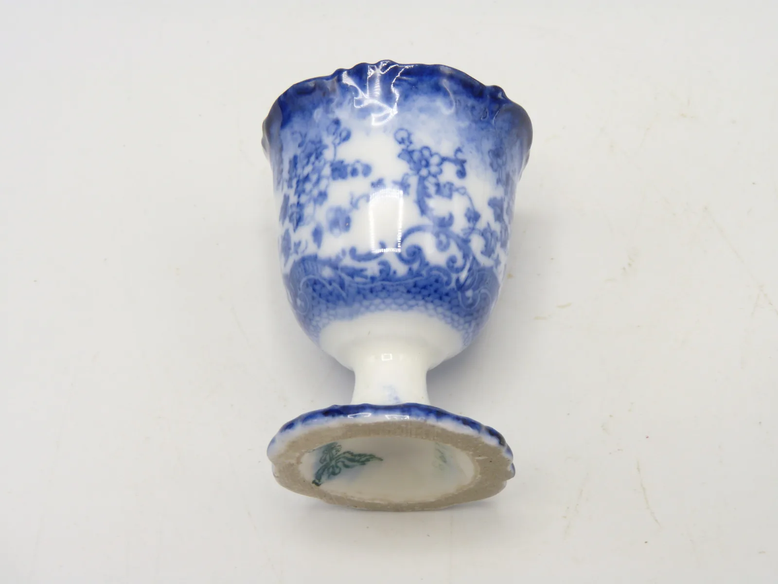 Flow Blue Pedestal Egg Cup - Image 3