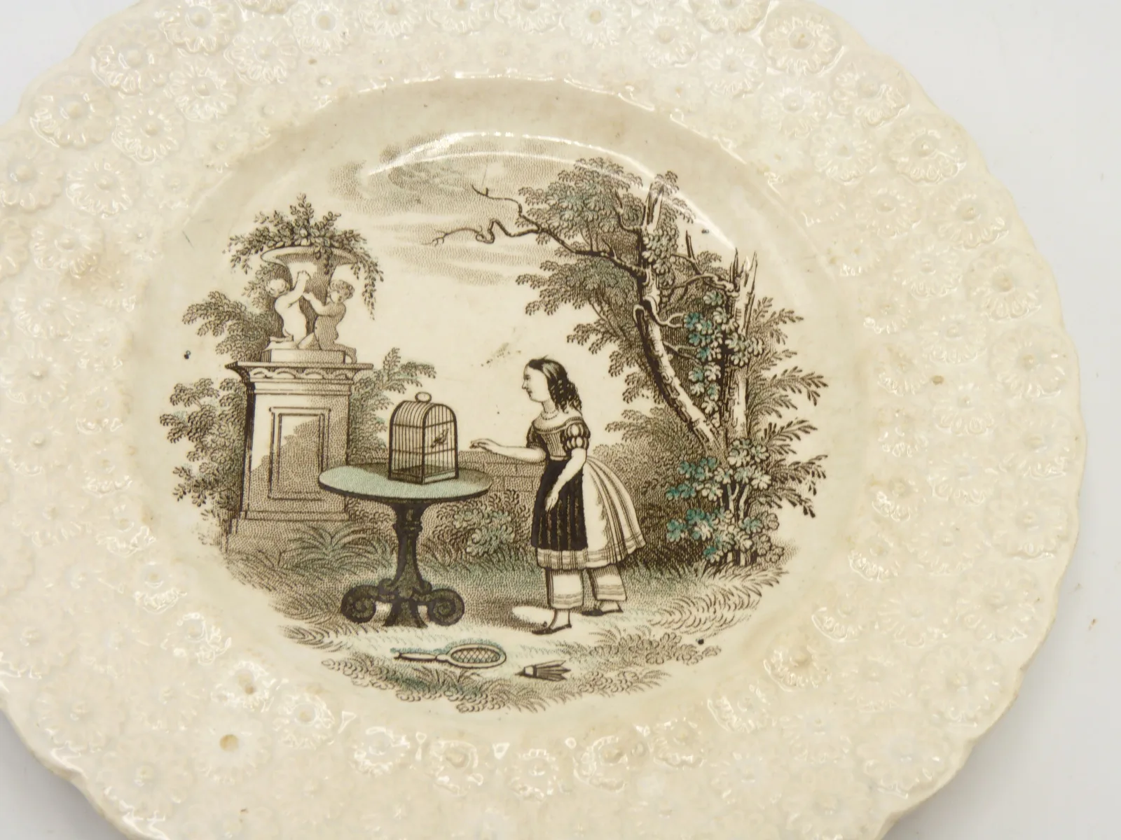 Daisy Border - Childs Plate - Sewell - Image 2