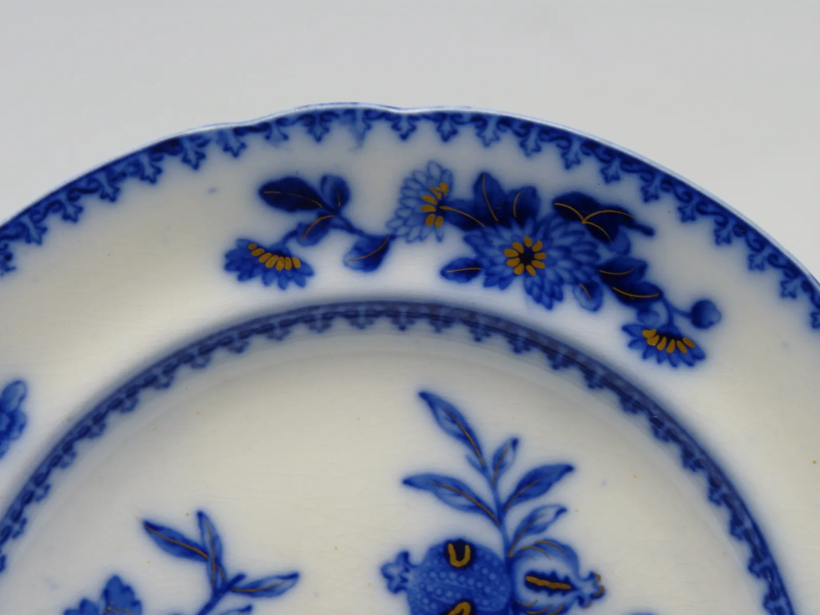 Large Flow Blue Davenport Plate - Image 3
