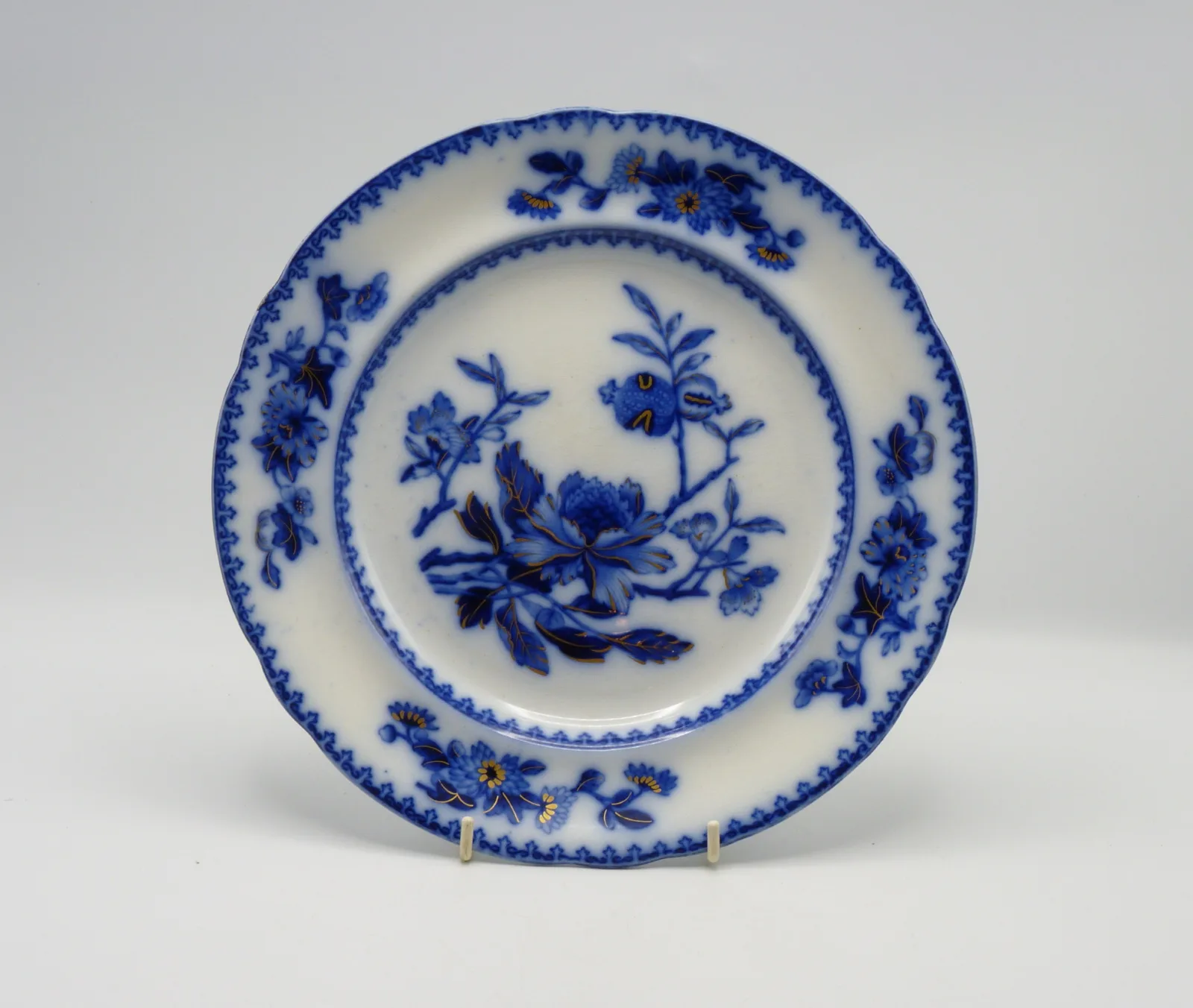 Large Flow Blue Davenport Plate - Image 7