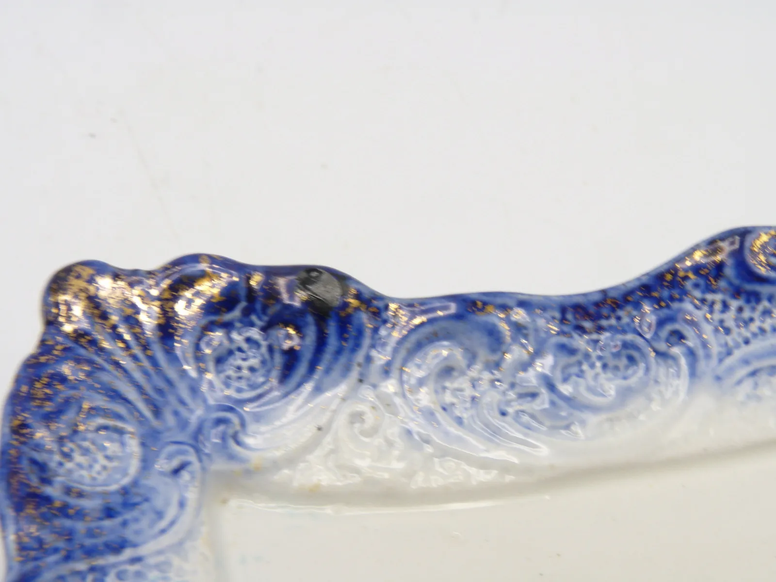 Flow Blue Cheese Dish / Keep - Image 3