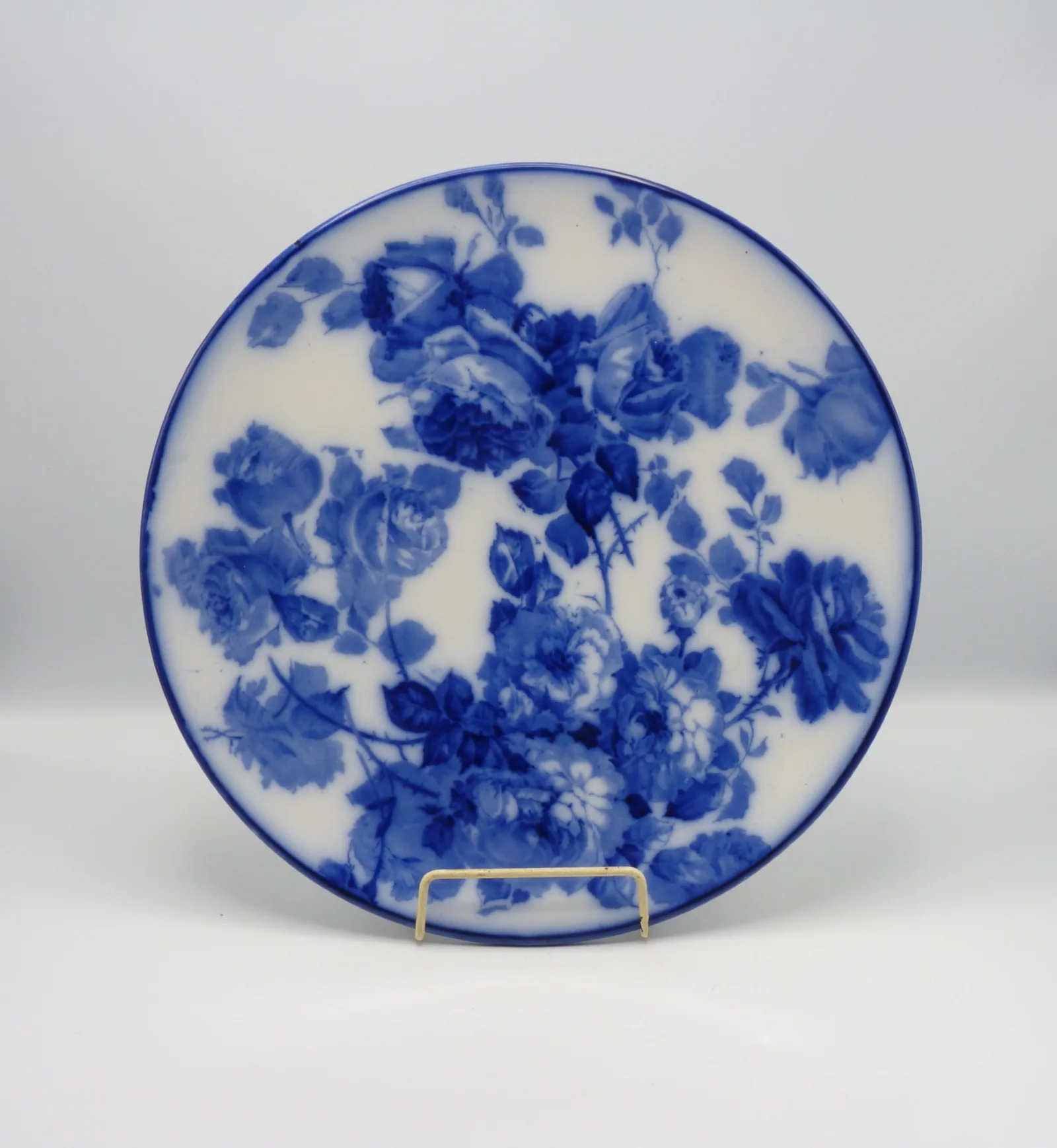 Large Flow Blue Doulton Charger