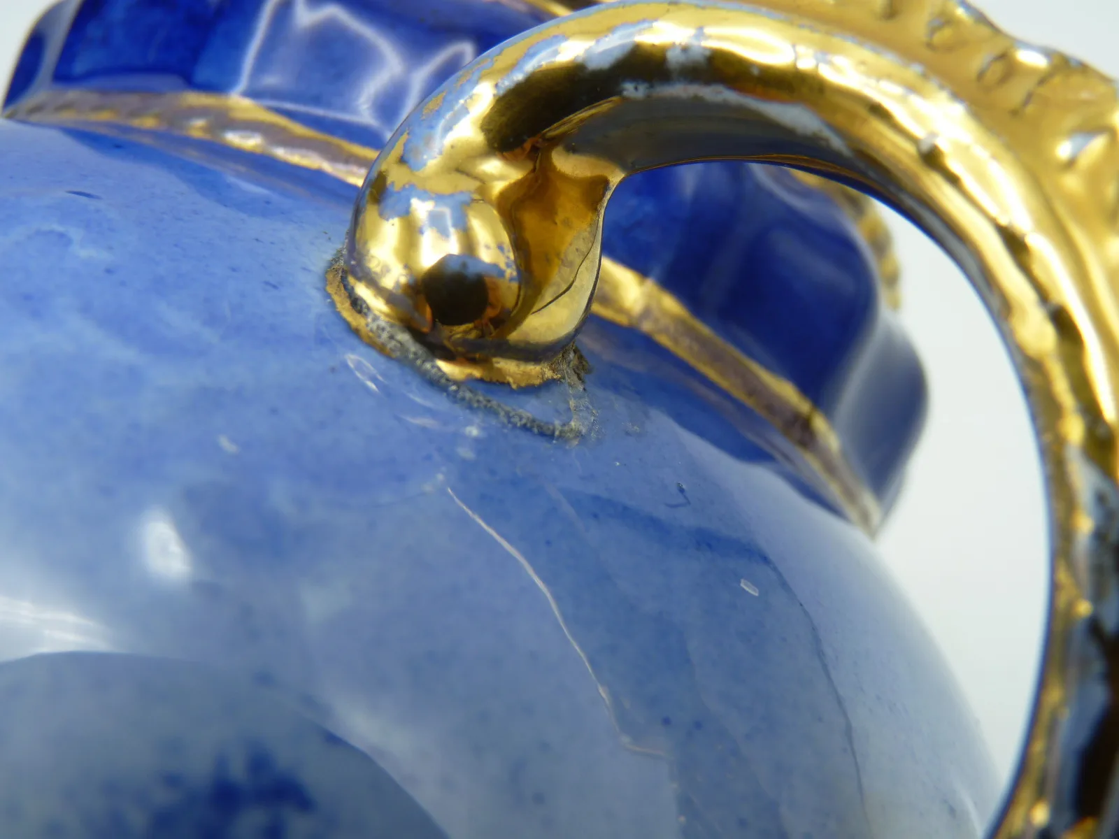 Flow Blue Vase - Double Sided - Two Scenes - Image 10