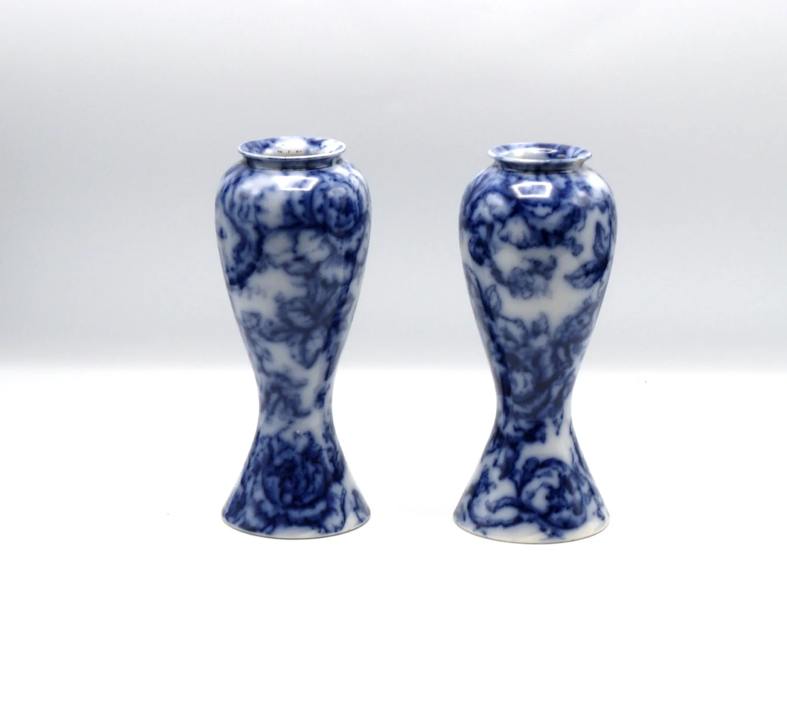 Pair of Tapered Cavendish Vases 7 ¼  inches high - Flow Blue - Image 6