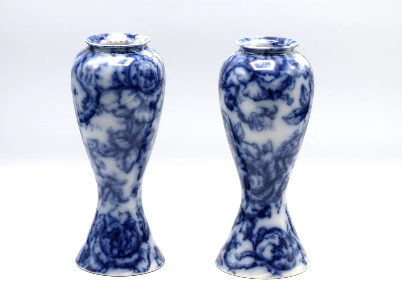 Pair of Tapered Cavendish Vases 7 ¼  inches high - Flow Blue - Image 5