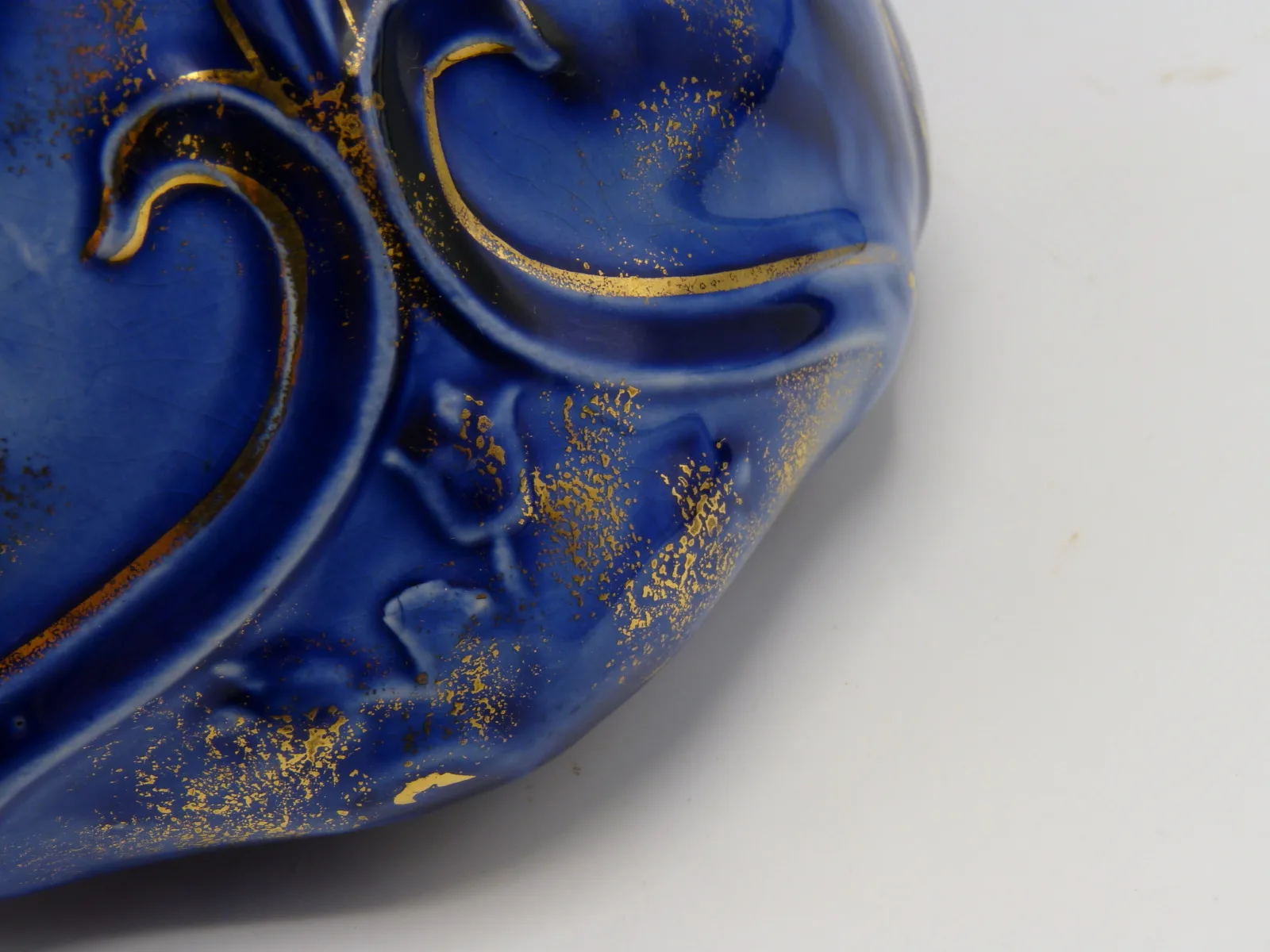 Art Nouveau Flow Blue Vase - Rare - Image 2