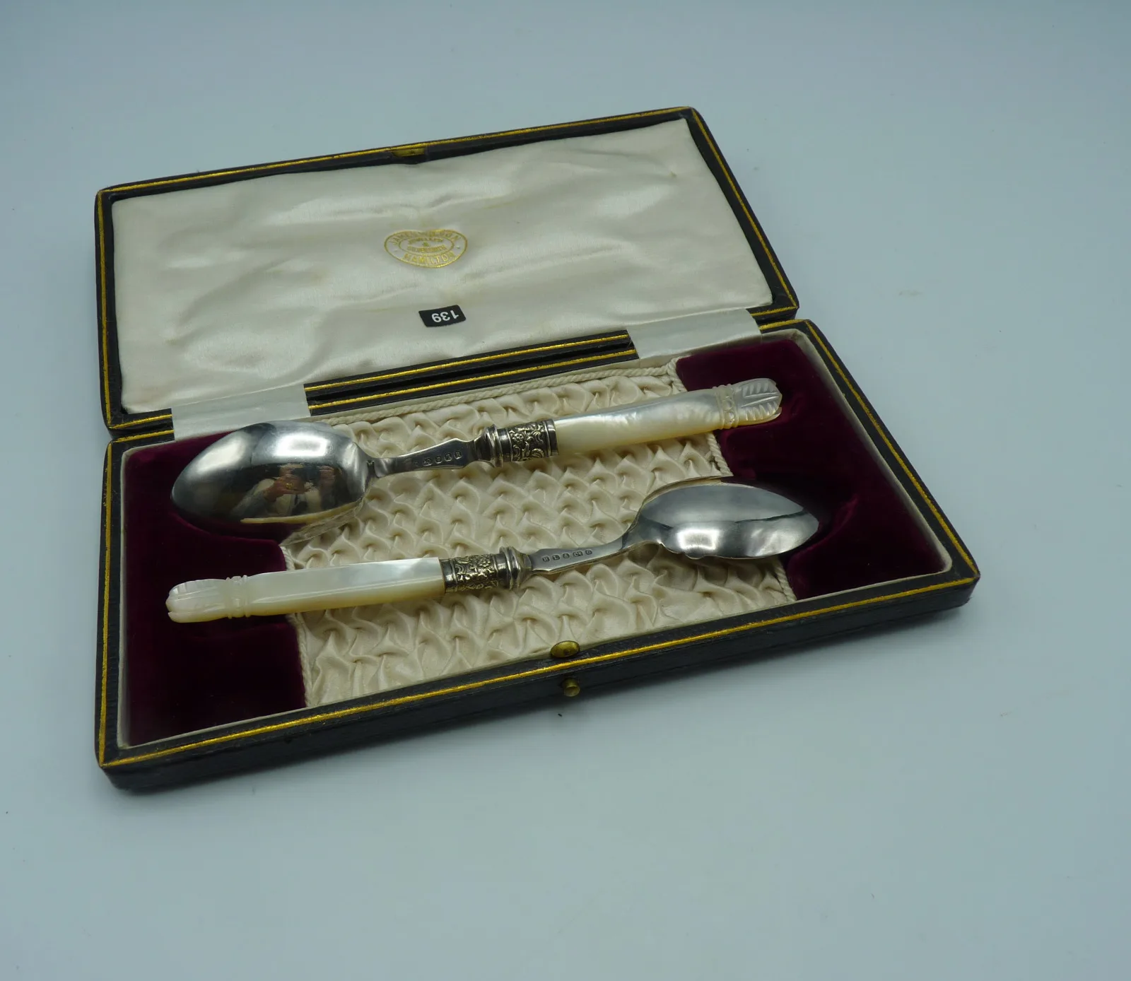 Pair of Cased Jam Spoons - Mother of Pearl Handle - Image 2