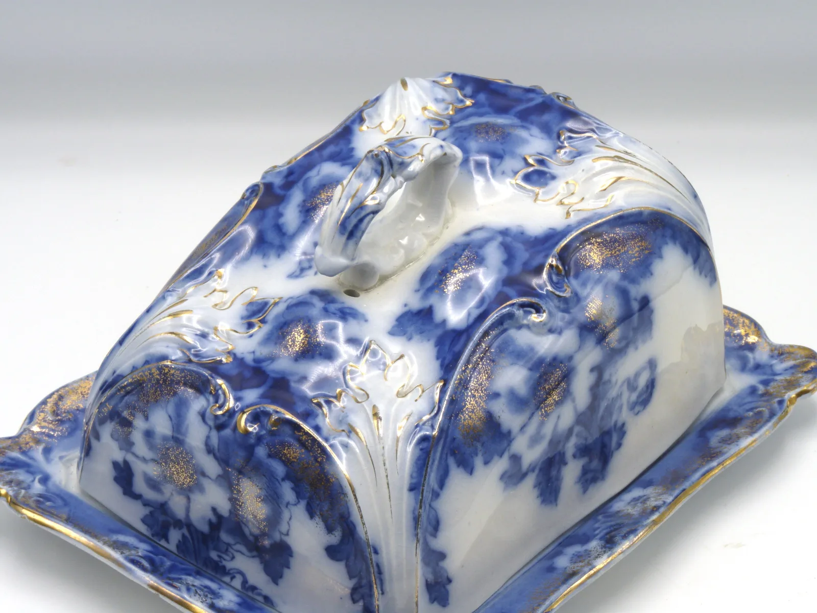 Flow Blue Cheese Dish - Cheese Keep - Image 8