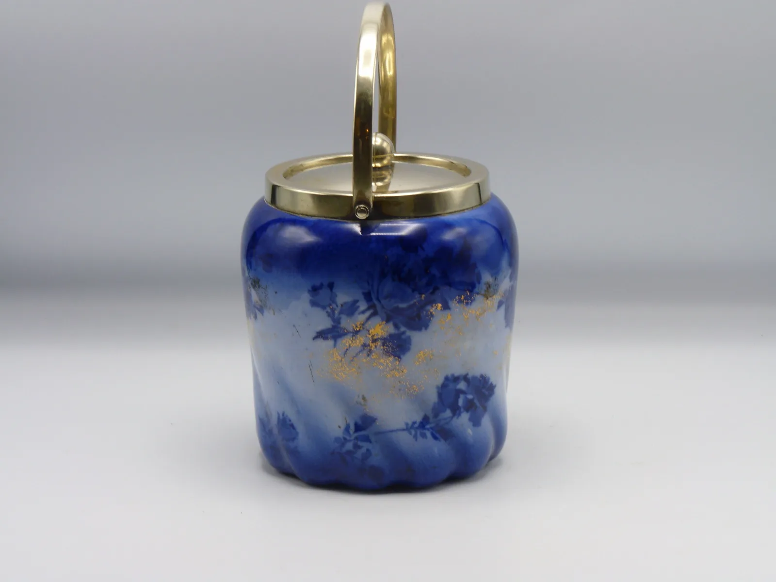 Flow Blue ~ Doulton ~ Gloire-De-Dijon ~ Biscuit Barrel - Image 4