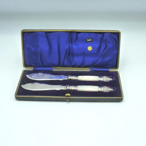 Mother of Pearl Handled Spreaders - Cutlery