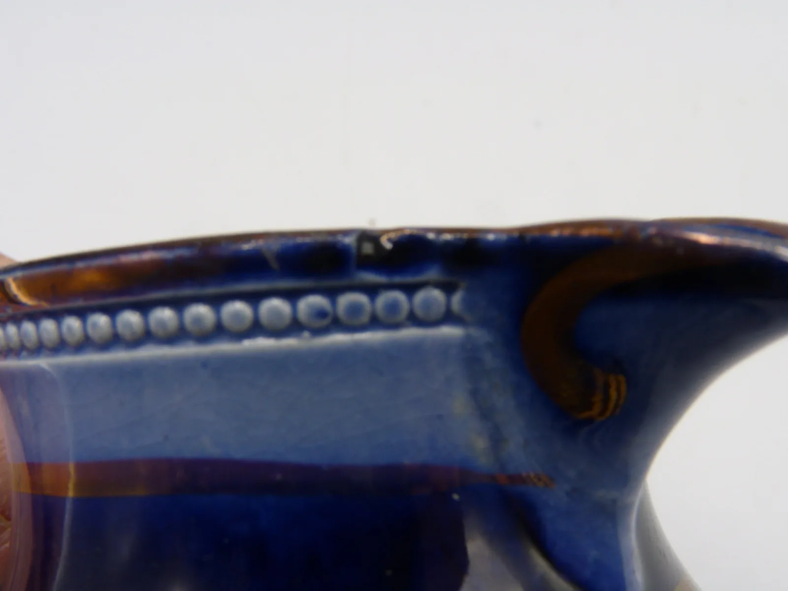 Small Flow Blue Creamer - Wagon Wheel - Image 4